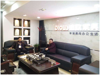 南湖三湘麻豆精品乱码一二三区别蜜臀在线吴总与潘总交流